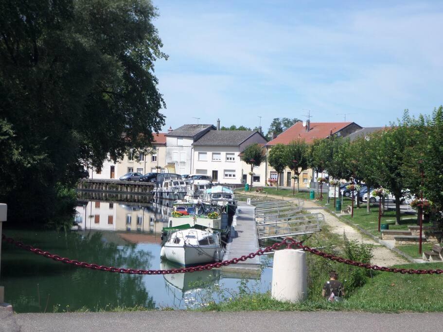 Gite La Loutre Stenay Ngoại thất bức ảnh